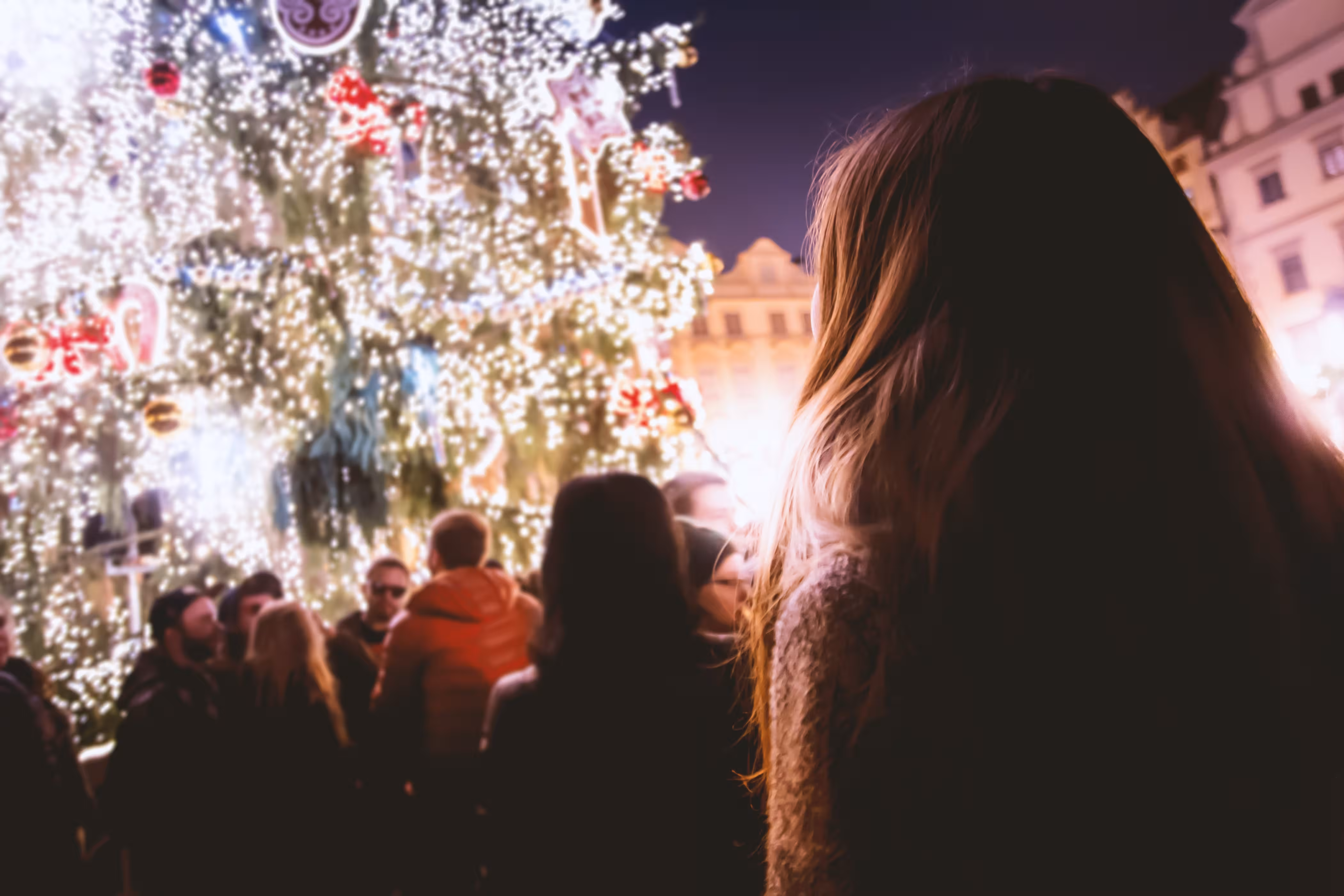 celebration-christmas-festival-242422.jpg